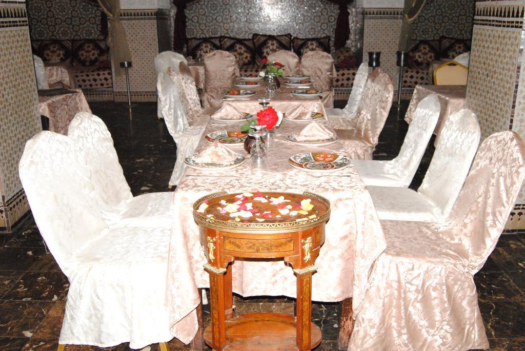 Le Grand Hotel Tazi Marrakesh Bagian luar foto